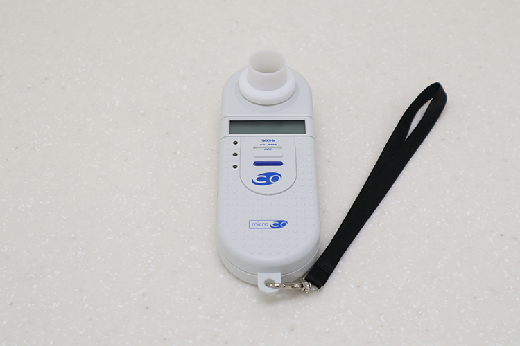 呼気一酸化炭素濃度測定（禁煙治療に使用します。）